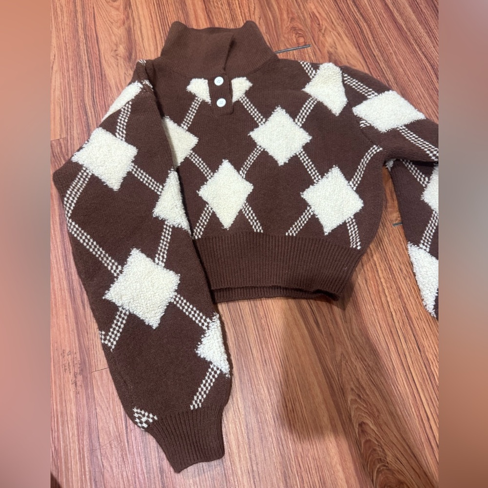 Brown and Cream Argyle Women's Sweater - Picture 1 of 7